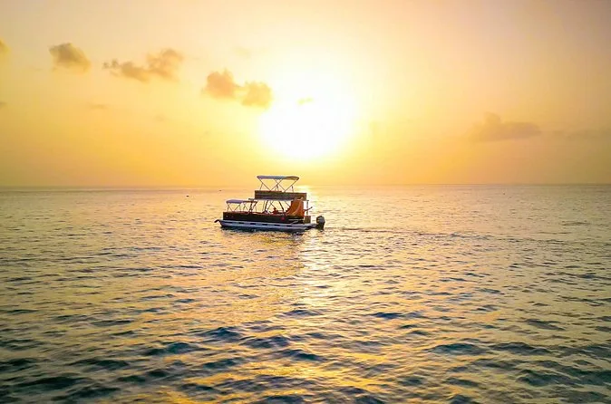 Crucero al atardecer con snorkel desde Bridgetown